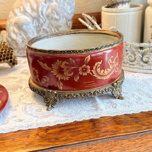 Large Vintage Porcelain and Brass Oval Trinket Box in Rust and Gold - Picture 11 of 17